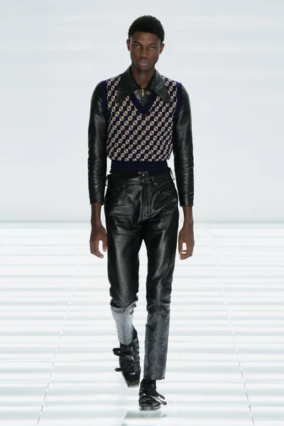 Look 6